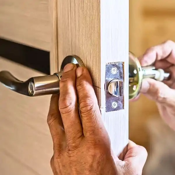 residential-front-door-knob-repairs-service-swift-locksmith-raleigh